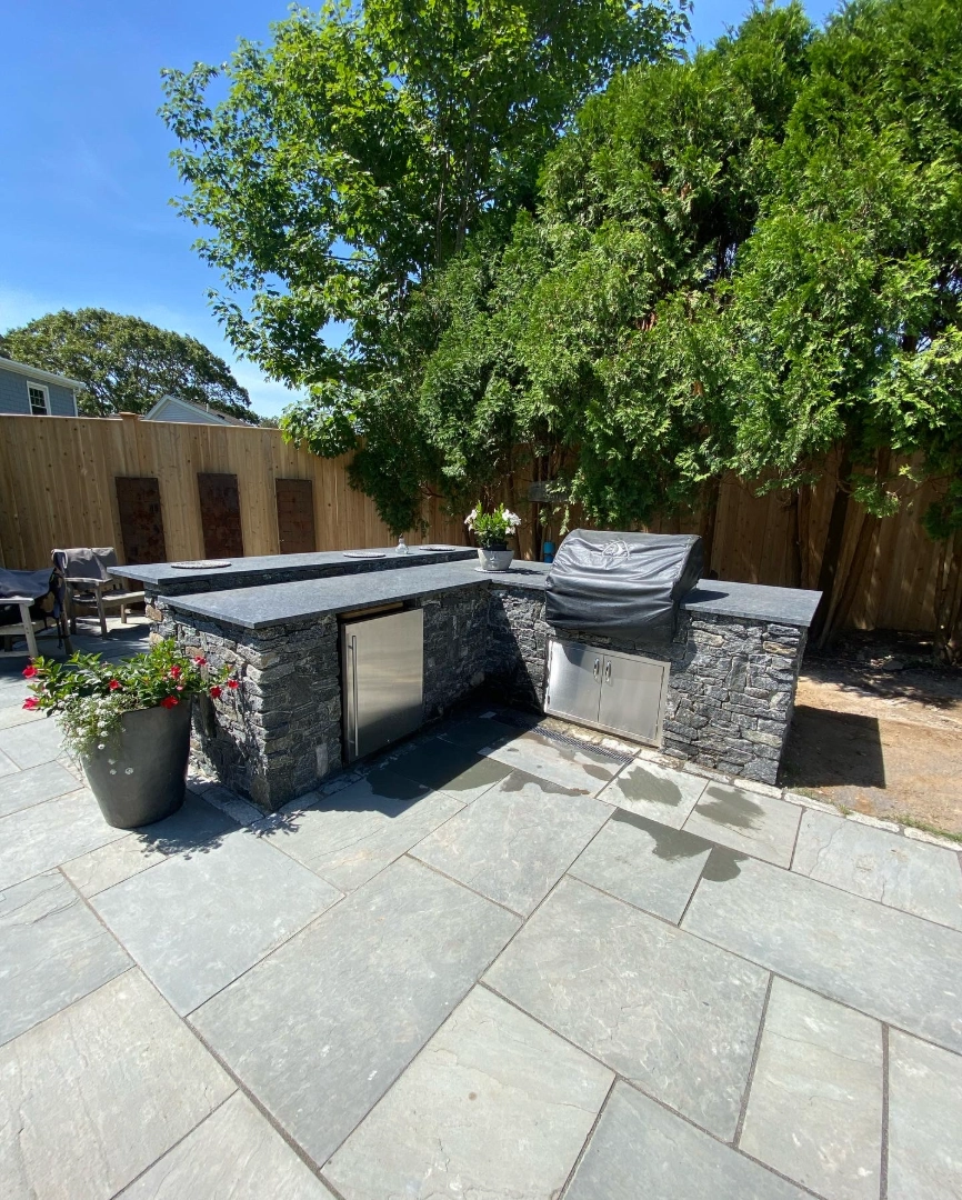 Outdoor living and patios project 4